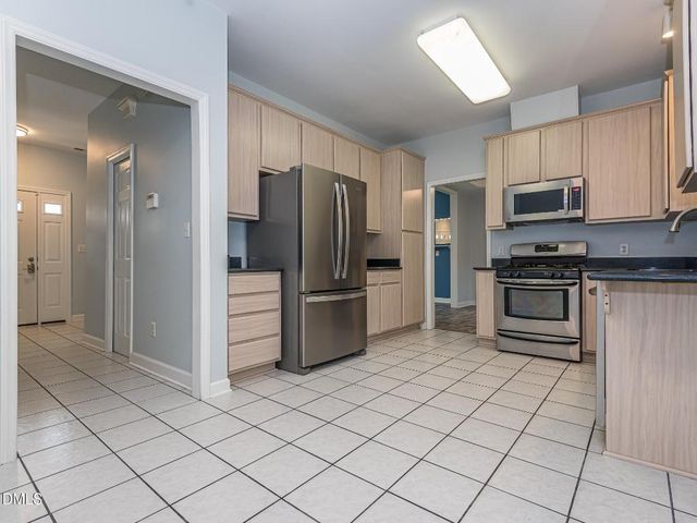 2113 Haig Point Way, Raleigh, NC 27604