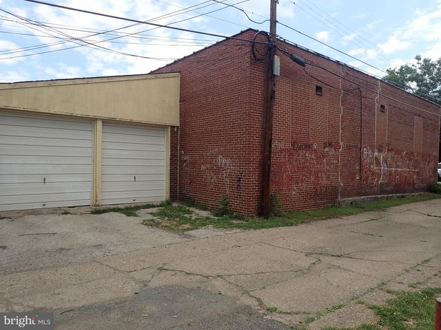 1201-1203 W 9TH ST W, Chester, PA 19013