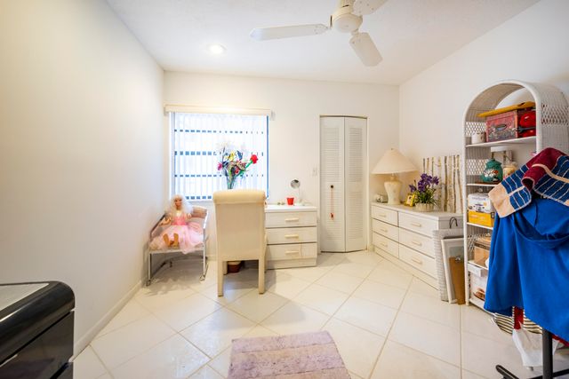 9279 Wedgewood Drive B20, Tamarac, FL 33321