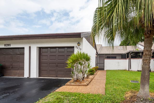 9279 Wedgewood Drive B20, Tamarac, FL 33321