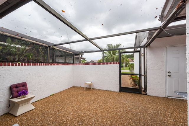 9279 Wedgewood Drive B20, Tamarac, FL 33321