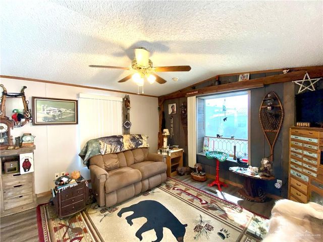 219 Ash Street, Mission, TX 78572