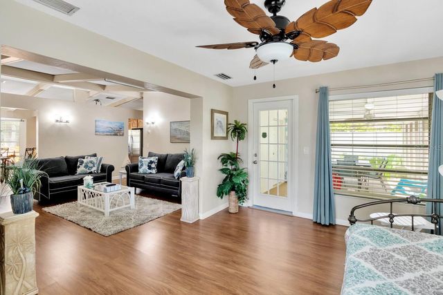 1968 SOUVENIR DRIVE, Clearwater, FL 33755