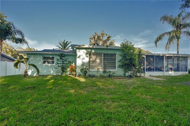 1968 SOUVENIR DRIVE, Clearwater, FL 33755