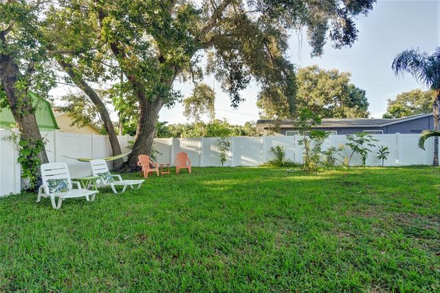 1968 SOUVENIR DRIVE, Clearwater, FL 33755