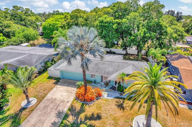 1968 SOUVENIR DRIVE, Clearwater, FL 33755
