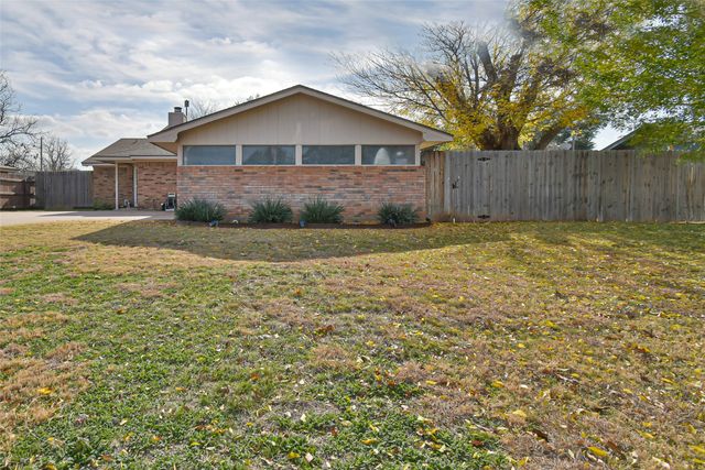 3025 Countryside Drive, Abilene, TX 79606