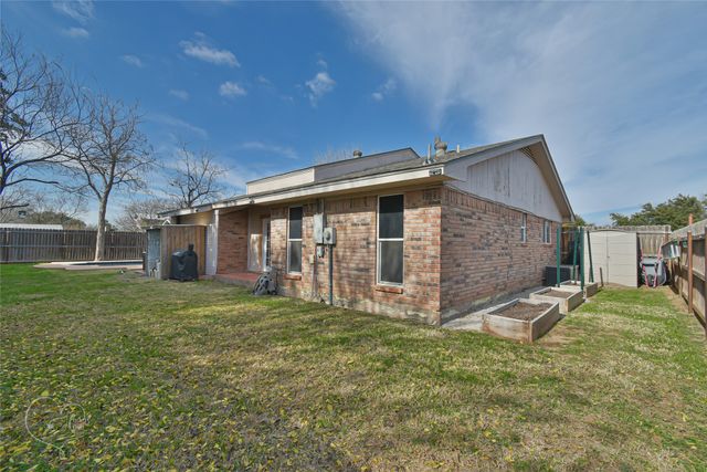 3025 Countryside Drive, Abilene, TX 79606