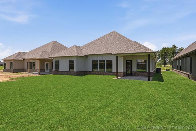 1009 S Chickasaw Street, Skiatook, OK 74070