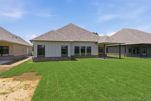 1009 S Chickasaw Street, Skiatook, OK 74070