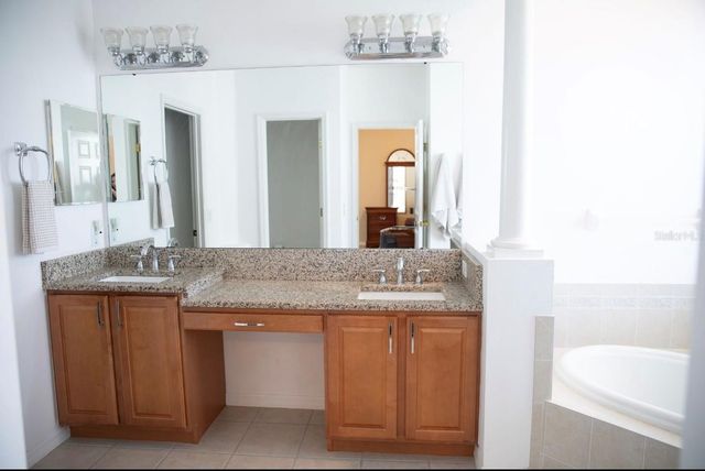 1616 HARVEST GROVE COURT, Valrico, FL 33596