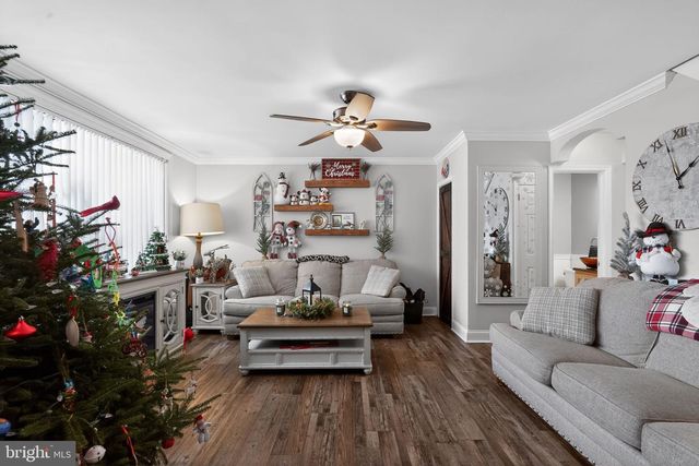 3656 SALINA RD, Philadelphia, PA 19154