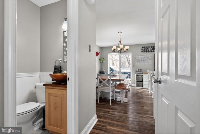 3656 SALINA RD, Philadelphia, PA 19154