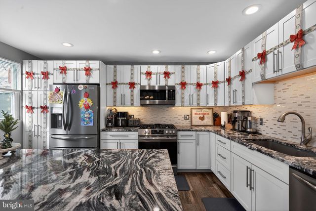 3656 SALINA RD, Philadelphia, PA 19154