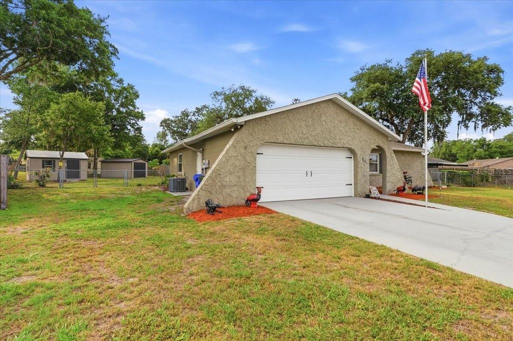 552 HARDENOAK BOULEVARD, Lakeland, FL 33813