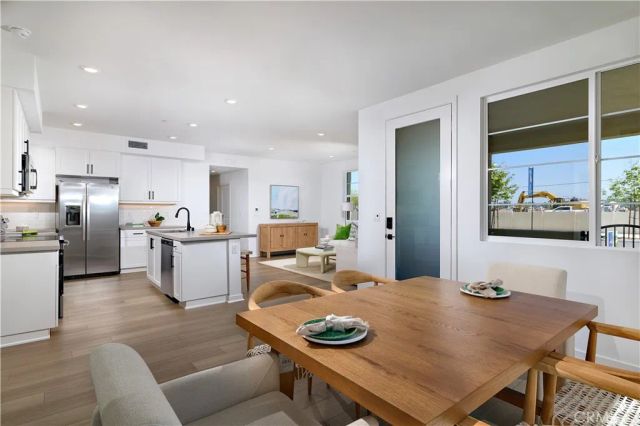 12903 Paradiso Drive 101, Eastvale, CA 92880