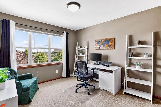 10 BANNER Circle, Madison, WI 53718