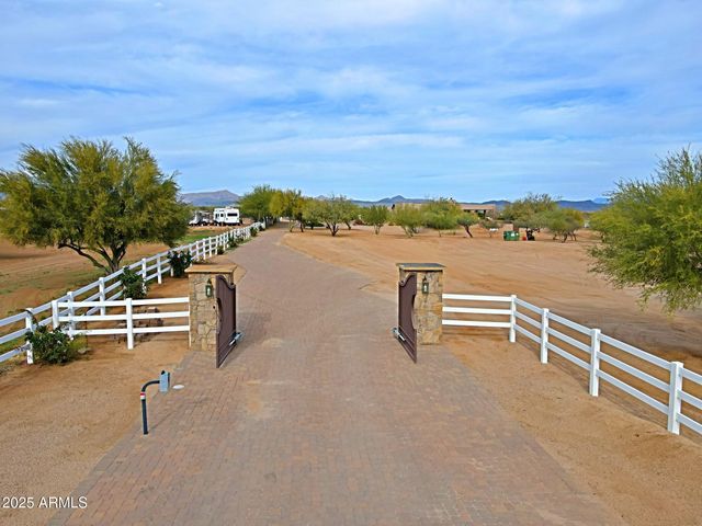 14904 E LOWDEN Court, Scottsdale, AZ 85262