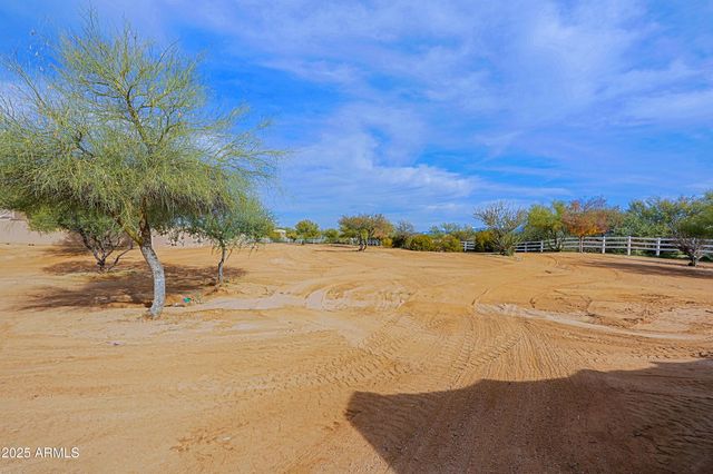 14904 E LOWDEN Court, Scottsdale, AZ 85262