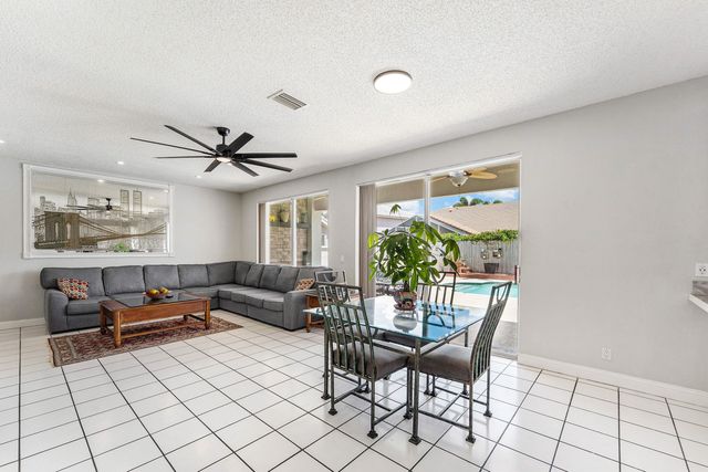 18250 Blue Lake Way, Boca Raton, FL 33498