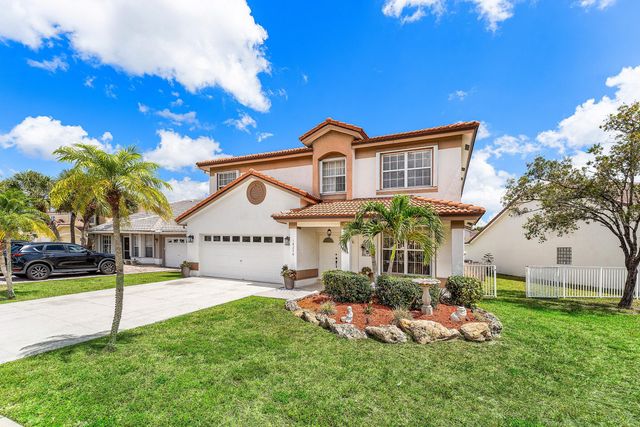 18250 Blue Lake Way, Boca Raton, FL 33498