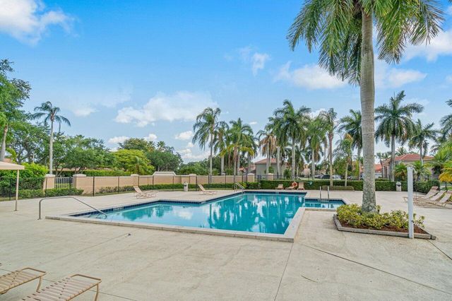 18250 Blue Lake Way, Boca Raton, FL 33498