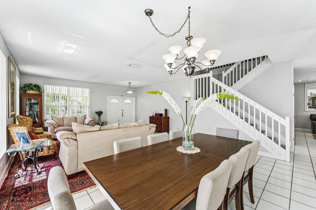 18250 Blue Lake Way, Boca Raton, FL 33498