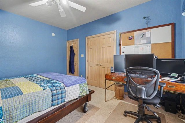 8203 NW Stonebridge Ct, Lawton, OK 73505