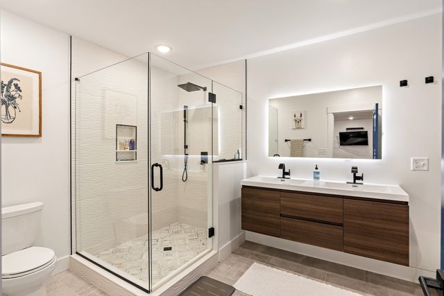 62 Governor Winthrop Road 1, Somerville, MA 02145