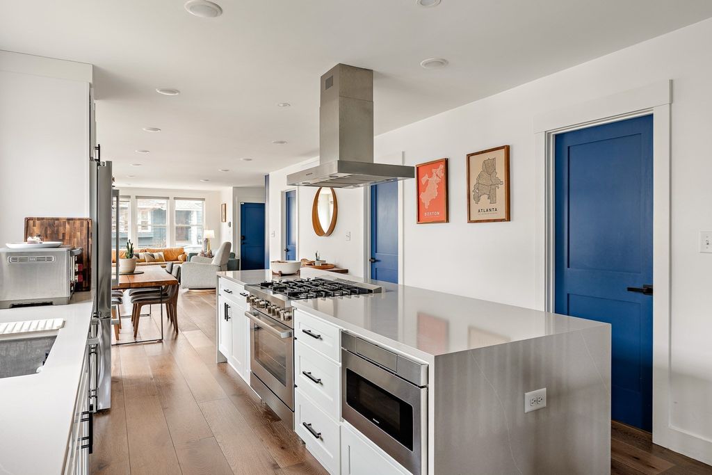 62 Governor Winthrop Road 1, Somerville, MA 02145