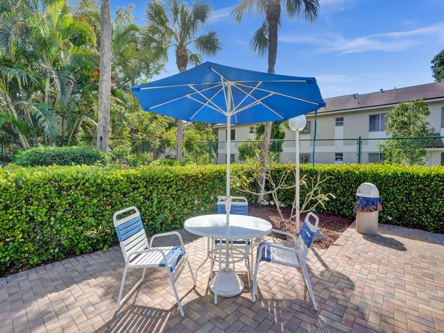 715 Gardens Drive 101, Pompano Beach, FL 33069