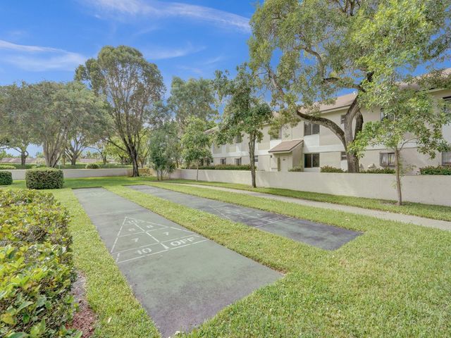 715 Gardens Drive 101, Pompano Beach, FL 33069
