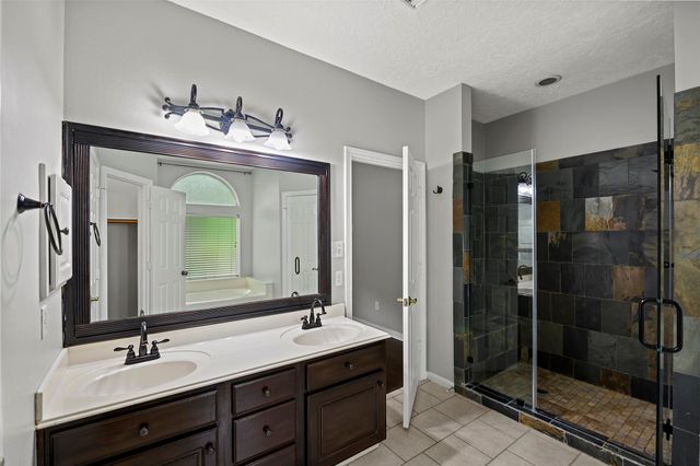 139 Park Way, Conroe, TX 77356