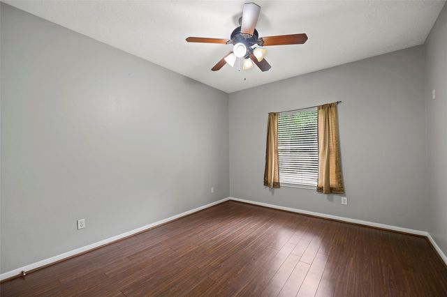 139 Park Way, Conroe, TX 77356