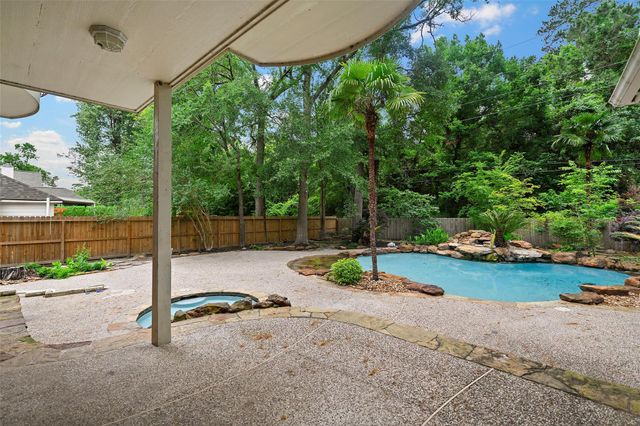 139 Park Way, Conroe, TX 77356