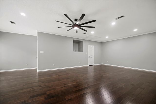 139 Park Way, Conroe, TX 77356