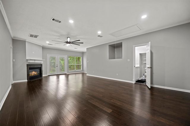 139 Park Way, Conroe, TX 77356