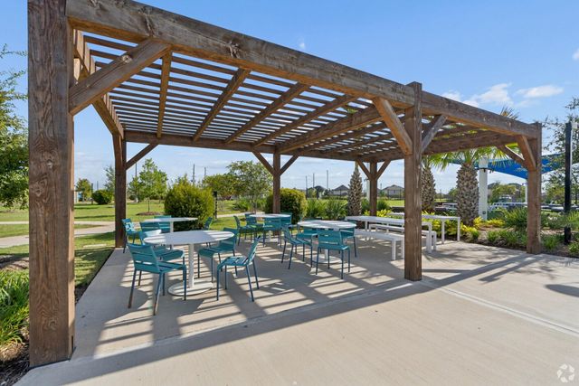 2528 Newport Breeze Drive, Katy, TX 77493