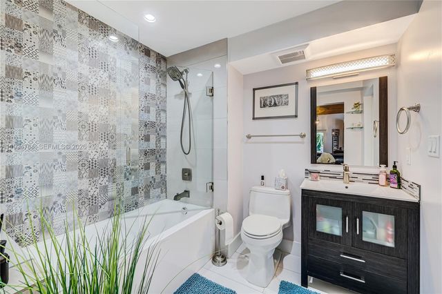 9234 SW 112th Street, Miami, FL 33176