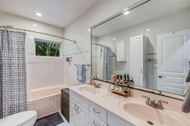 9234 SW 112th Street, Miami, FL 33176