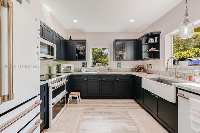9234 SW 112th Street, Miami, FL 33176