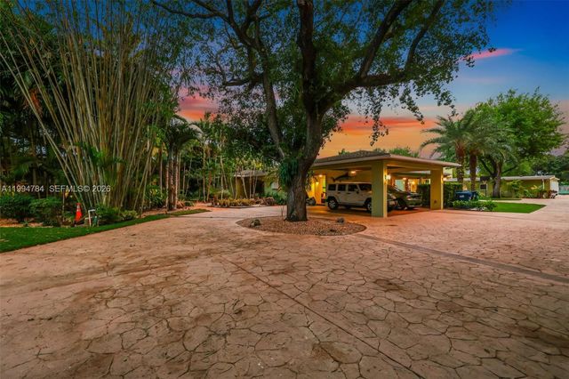 9234 SW 112th Street, Miami, FL 33176