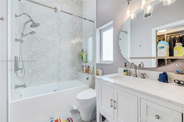 9234 SW 112th Street, Miami, FL 33176