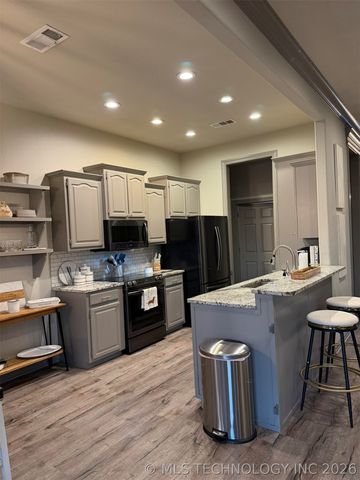 1813 Nightingale Circle, Mcalester, OK 74501