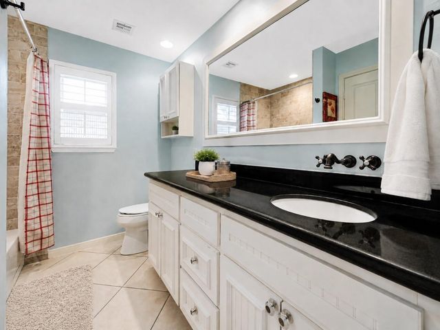 9147 Penn Manor Court, Houston, TX 77055
