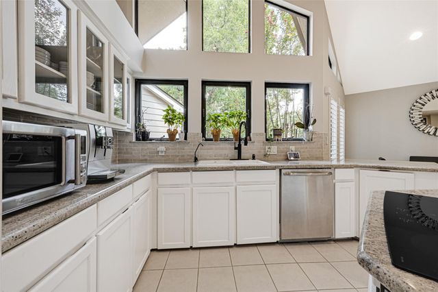9147 Penn Manor Court, Houston, TX 77055