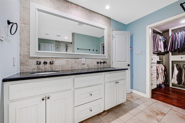 9147 Penn Manor Court, Houston, TX 77055