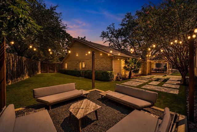 9147 Penn Manor Court, Houston, TX 77055