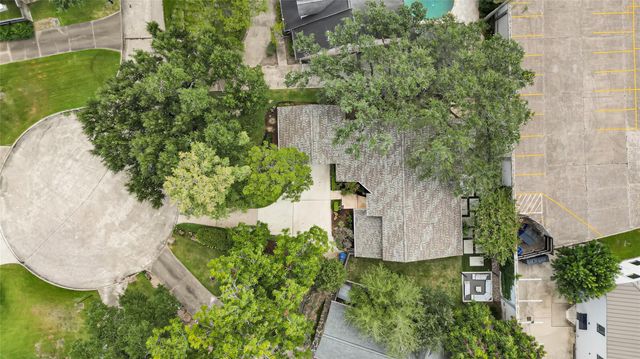 9147 Penn Manor Court, Houston, TX 77055