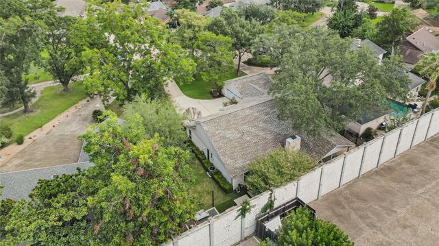 9147 Penn Manor Court, Houston, TX 77055